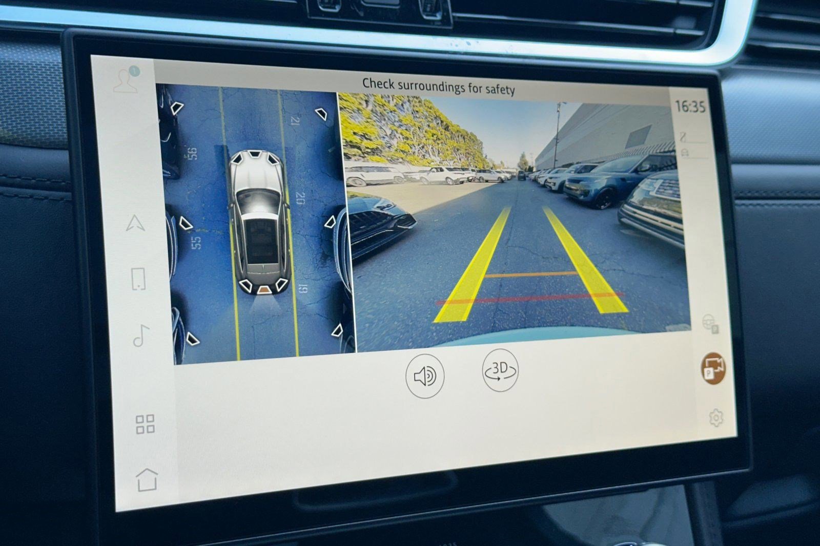 New 2026 Jaguar F-PACE SVR 575 Edition image 25