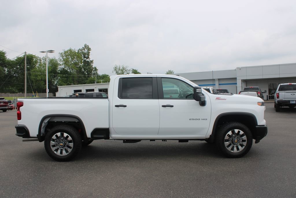 New 2026 Chevrolet Silverado 2500 Custom w/ Custom Value Package AWD/4WD image 11
