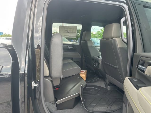 New 2026 Chevrolet Silverado 2500 ZR2 w/ LPO, Dark Essentials Package AWD/4WD image 32