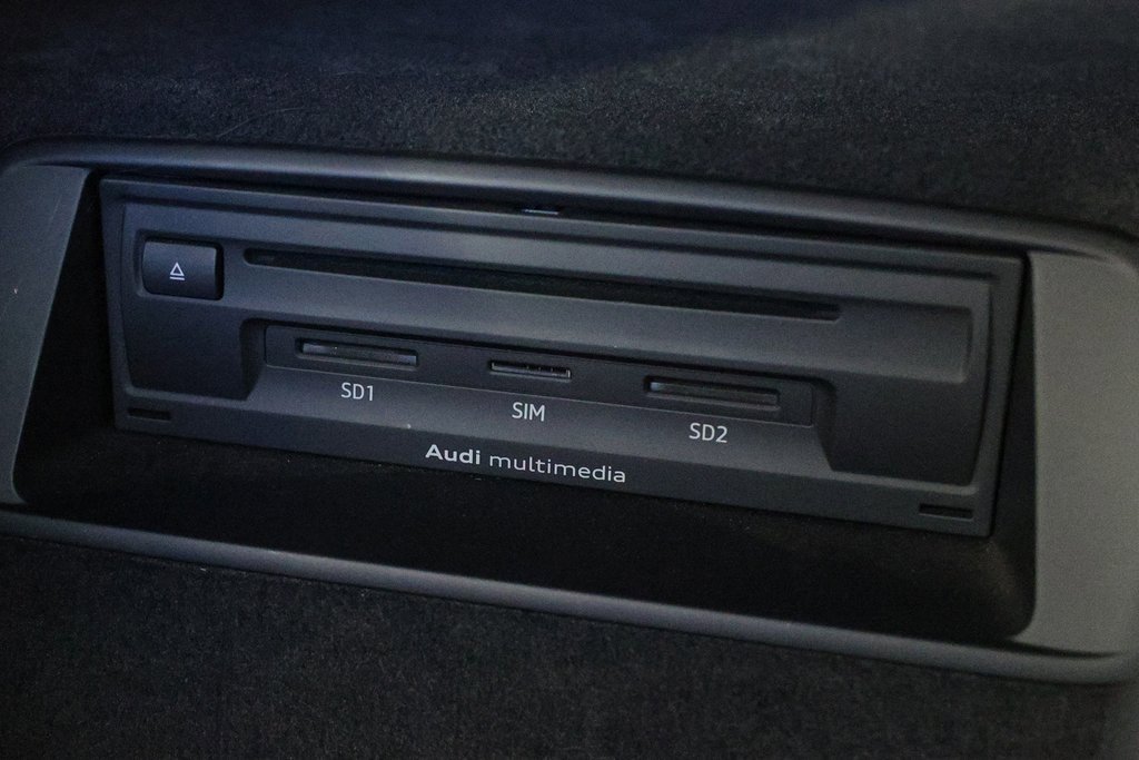 Used 2017 Audi R8 V10 w/ Carbon Exterior Package image 46