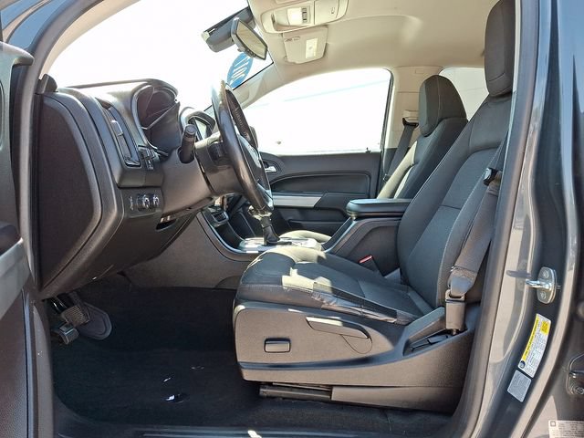 Used 2017 Chevrolet Colorado LT AWD/4WD image 15