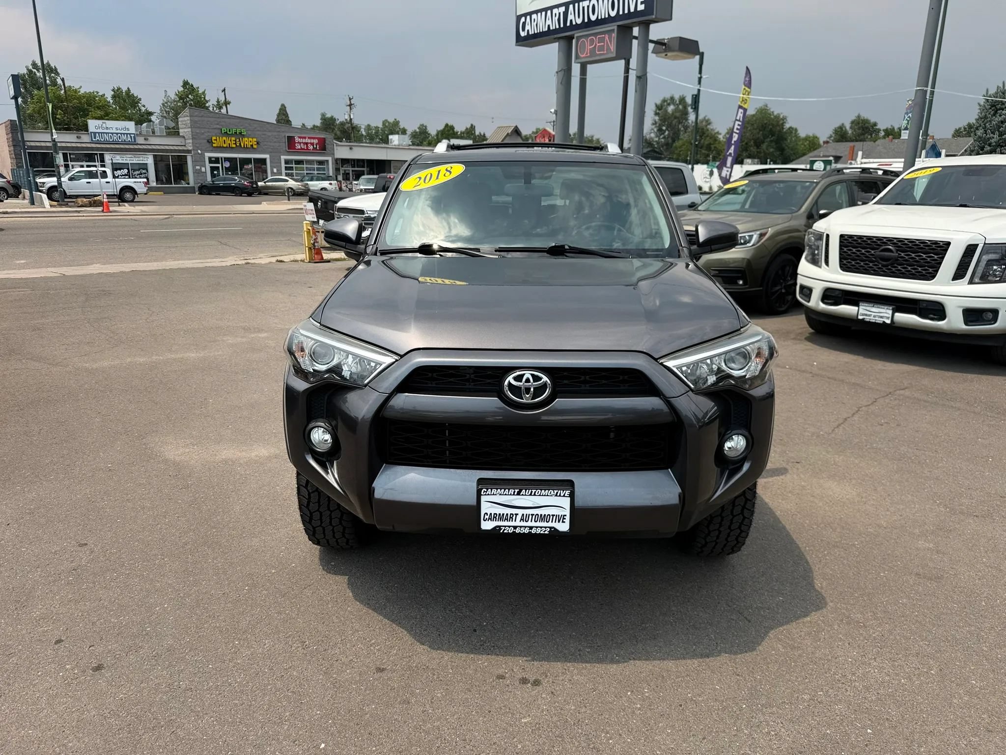 Used 2018 Toyota 4Runner SR5 AWD/4WD image 4