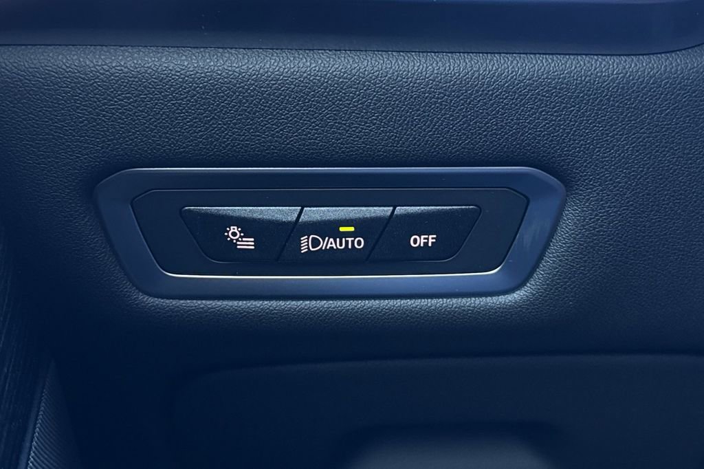 New 2026 BMW X7 M60i w/ Executive Package image 32