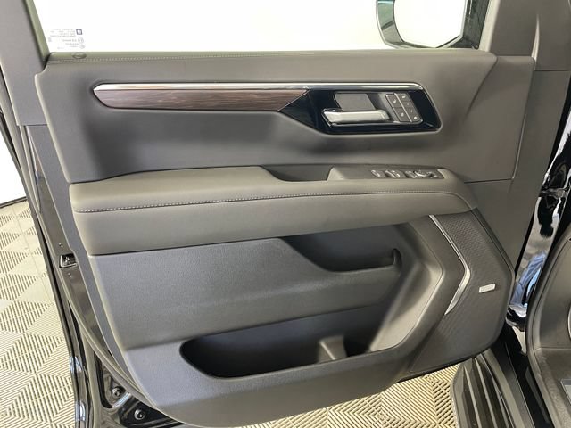 New 2026 Chevrolet Tahoe LT w/ Comfort Package AWD/4WD image 11