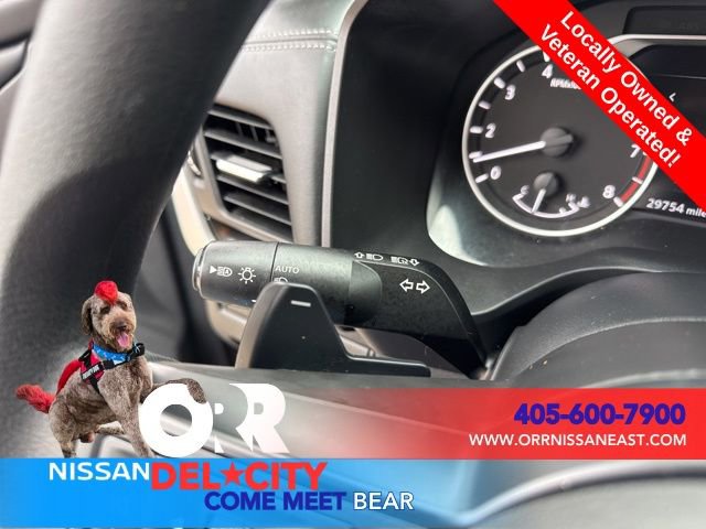 Used 2024 Nissan Rogue SV FWD image 20