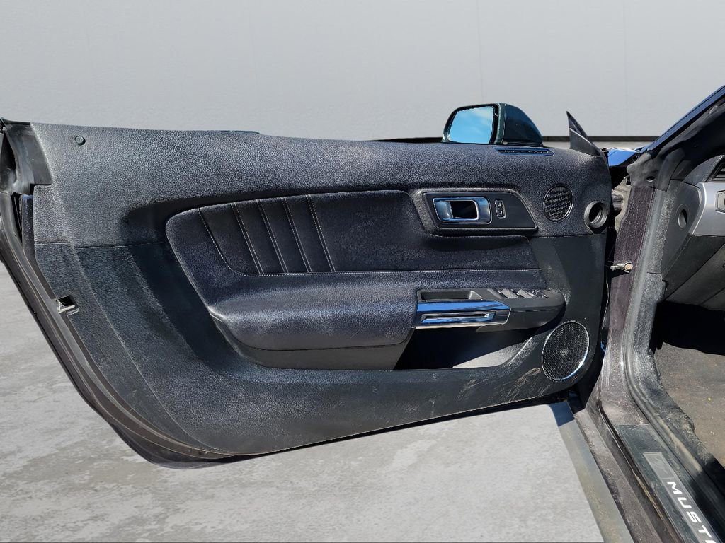 Used 2023 Ford Mustang Premium image 9
