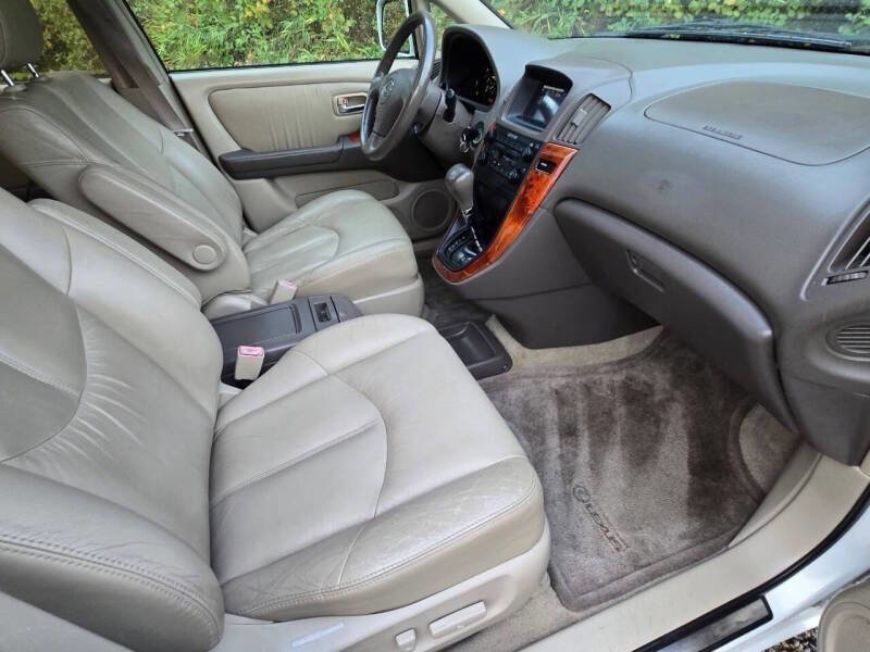 Used 2001 Lexus RX 300 4WD image 2