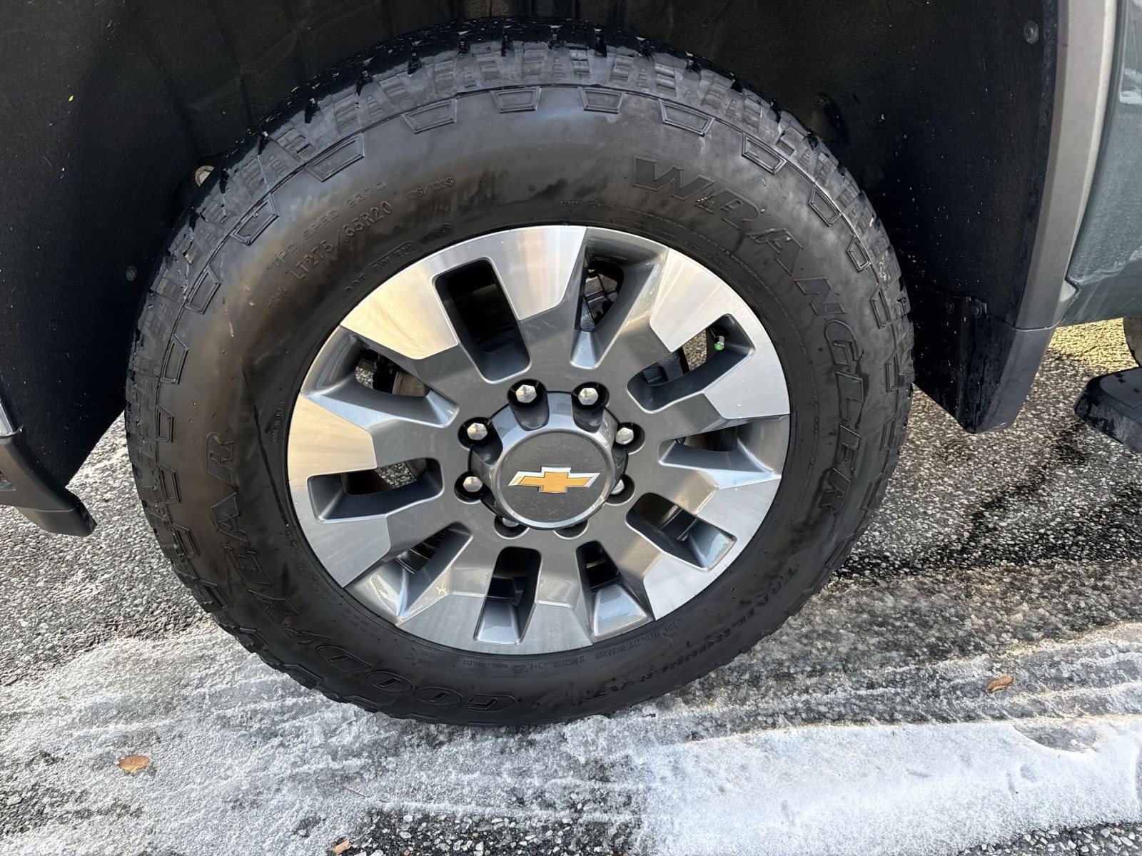 Used 2025 Chevrolet Silverado 2500 LT w/ All Star Edition image 11