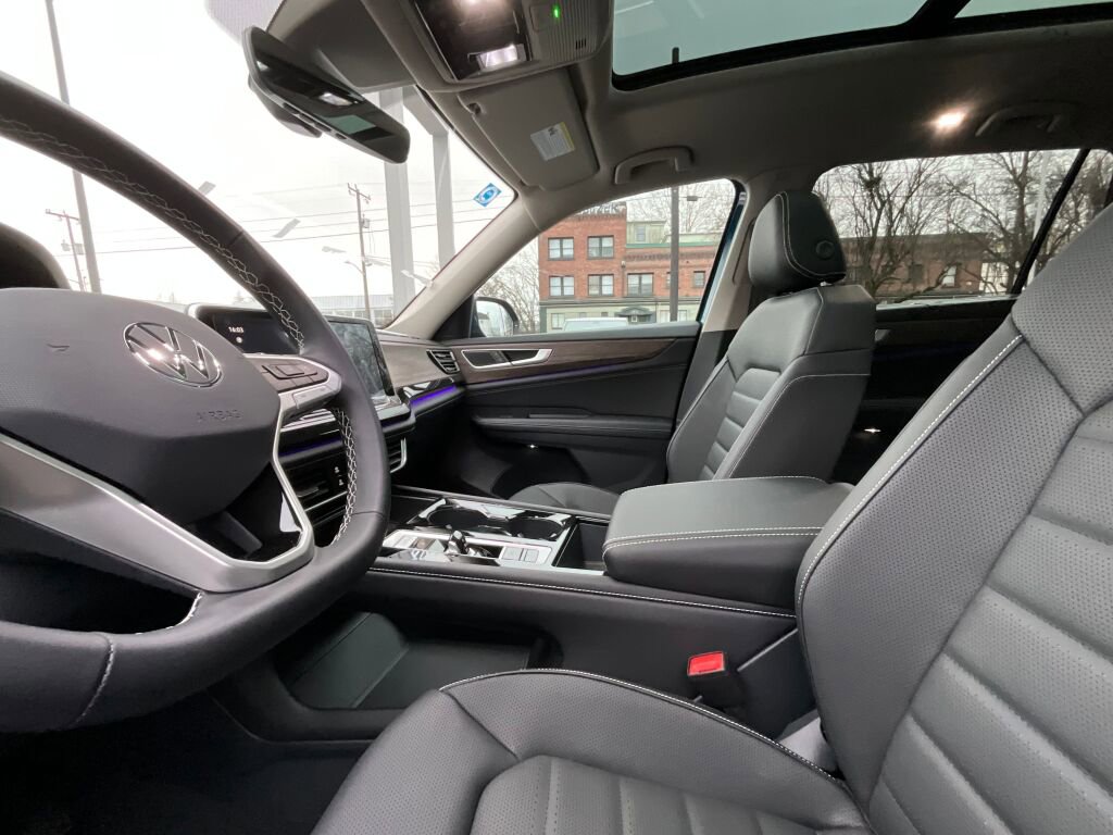 New 2025 Volkswagen Atlas SEL image 22