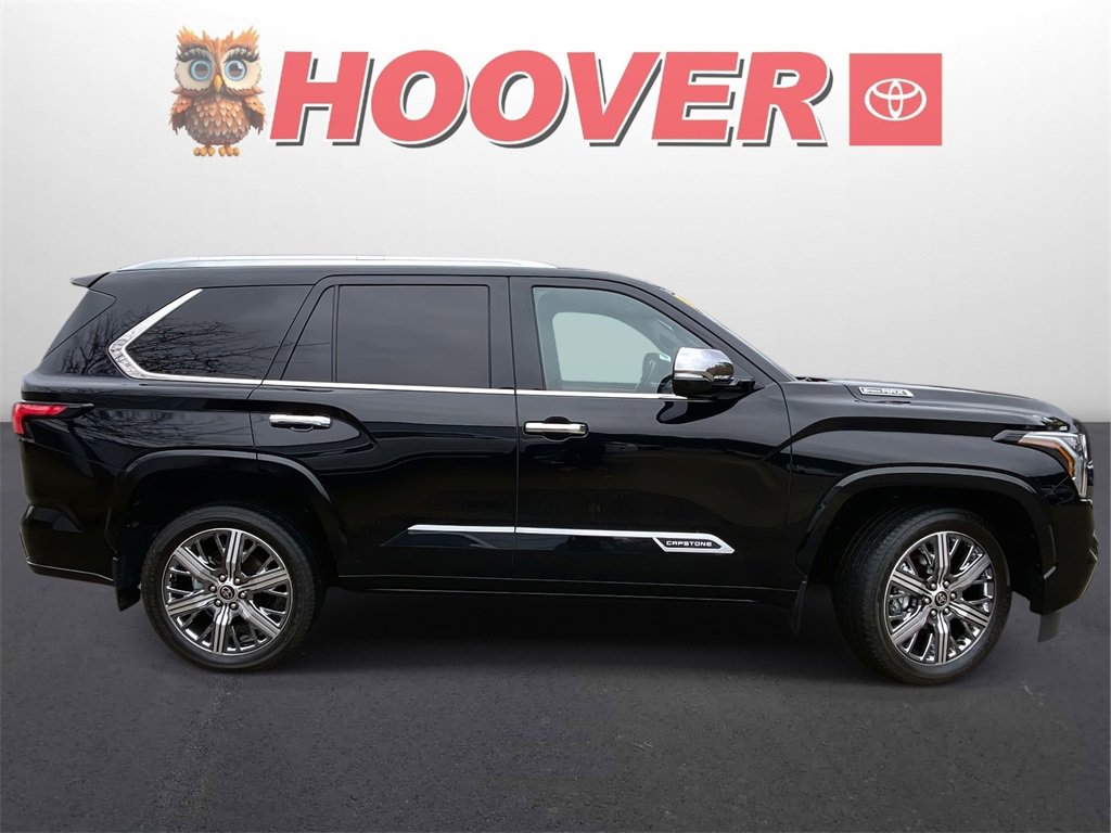 Used 2024 Toyota Sequoia Capstone image 2
