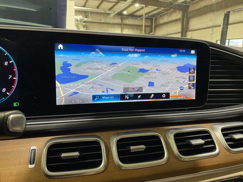 Used 2021 Mercedes-Benz GLS 450 4MATIC image 7