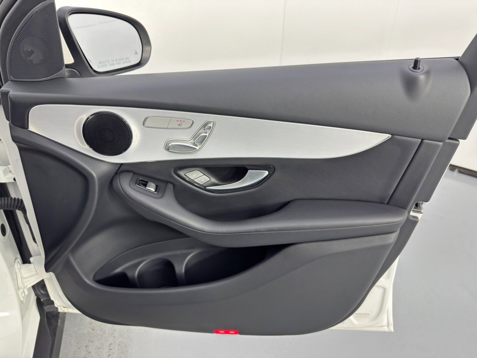 Used 2021 Mercedes-Benz GLC 300 image 42