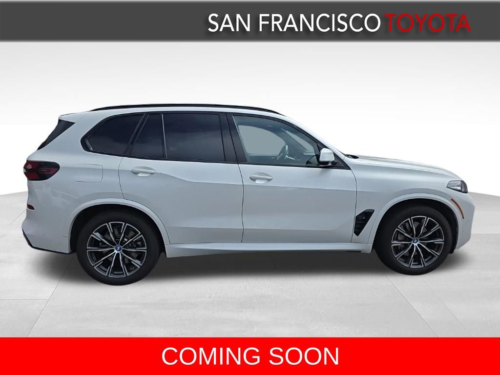 Used 2024 BMW X5 xDrive50e w/ M Sport Package AWD/4WD image 6