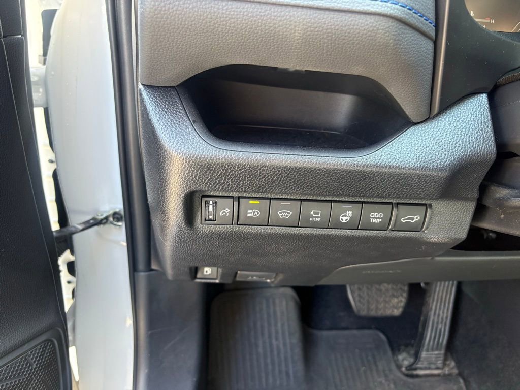 Used 2024 Toyota RAV4 XSE w/ Advanced Technology Package AWD/4WD image 19