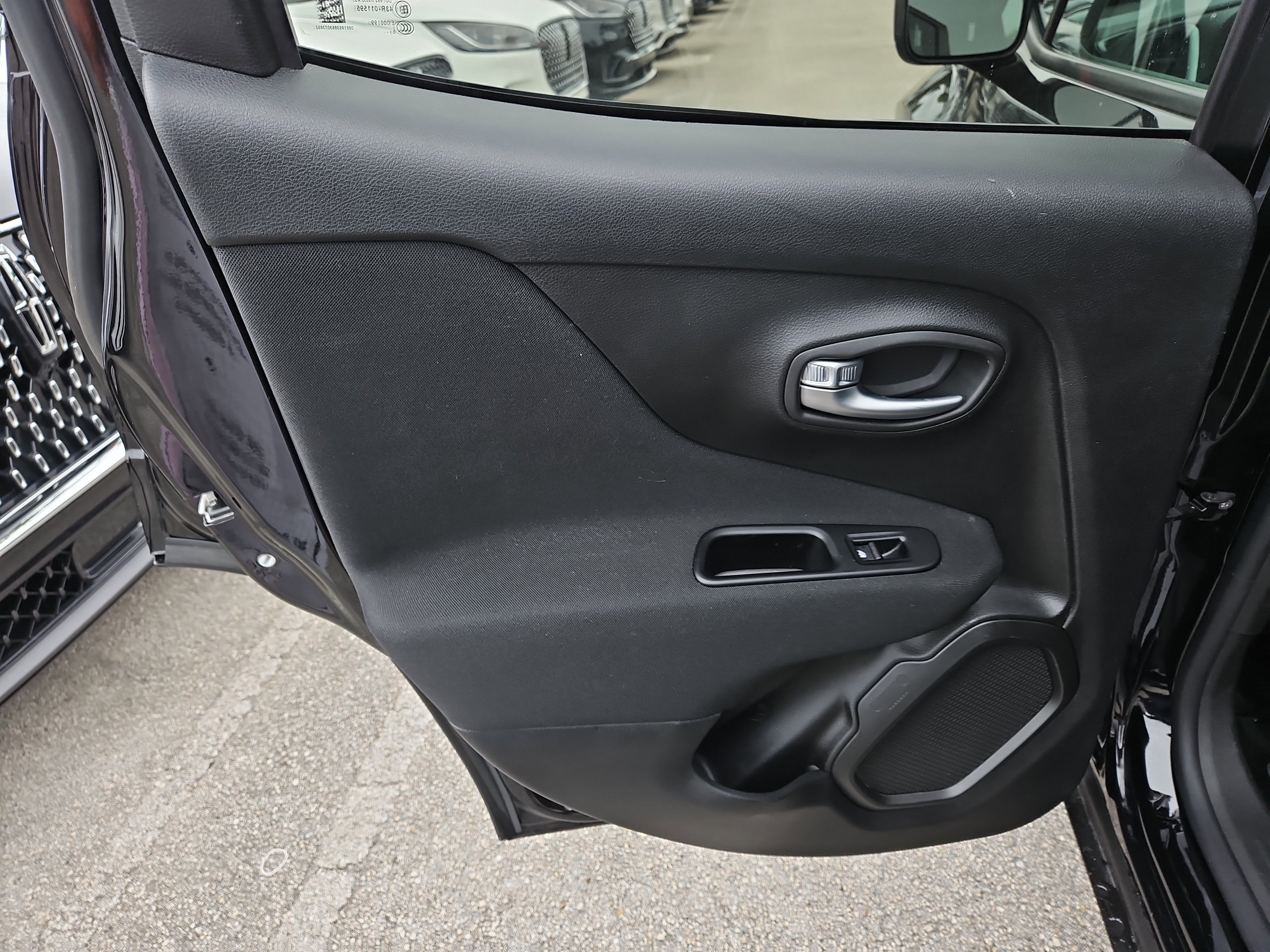 Used 2021 Jeep Renegade Sport image 10