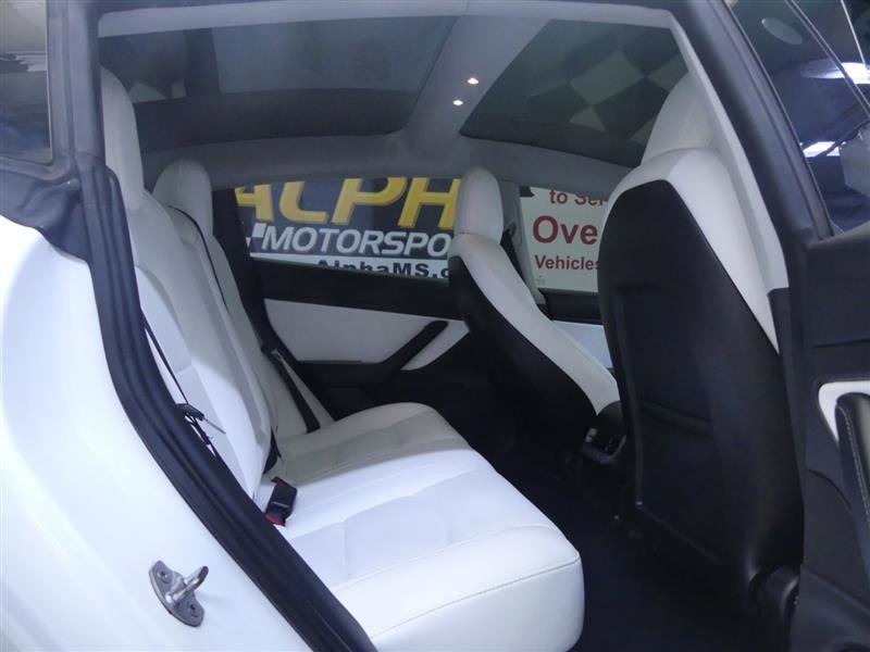 Used 2020 Tesla Model 3 Performance image 22
