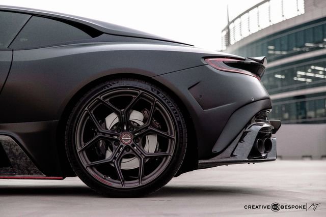 Used 2018 Aston Martin DB11 V12 image 11