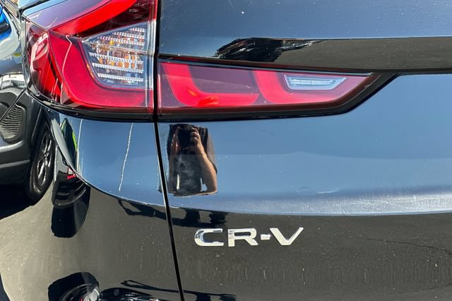 Used 2025 Honda CR-V LX image 30