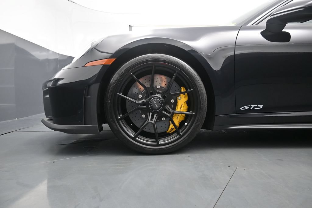 Certified 2026 Porsche 911 GT3 w/ Chrono Package RWD image 7