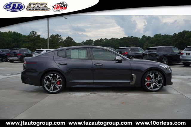 Used 2020 Kia Stinger GT1 RWD image 9