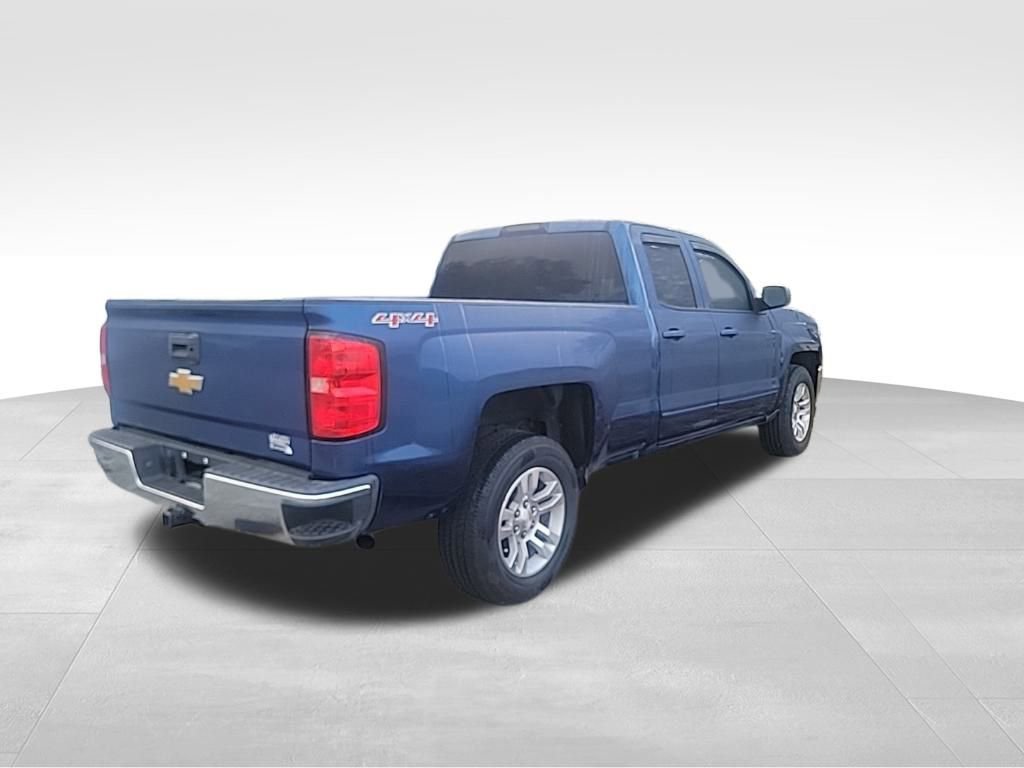 Used 2017 Chevrolet Silverado 1500 LT w/ All Star Edition image 4