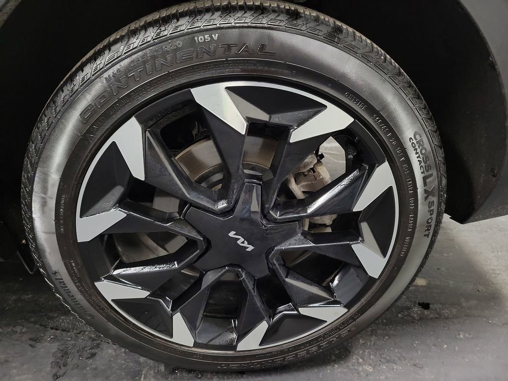 Used 2025 Kia Sorento SX image 10