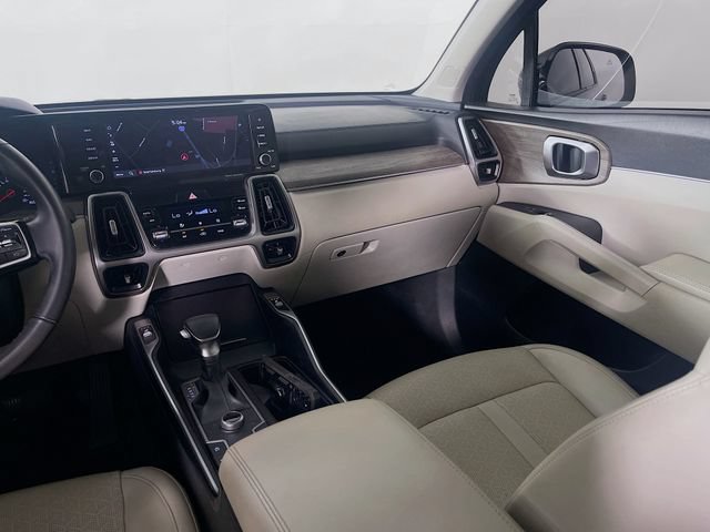 Used 2022 Kia Sorento S w/ Panoramic Sunroof Package AWD/4WD image 25