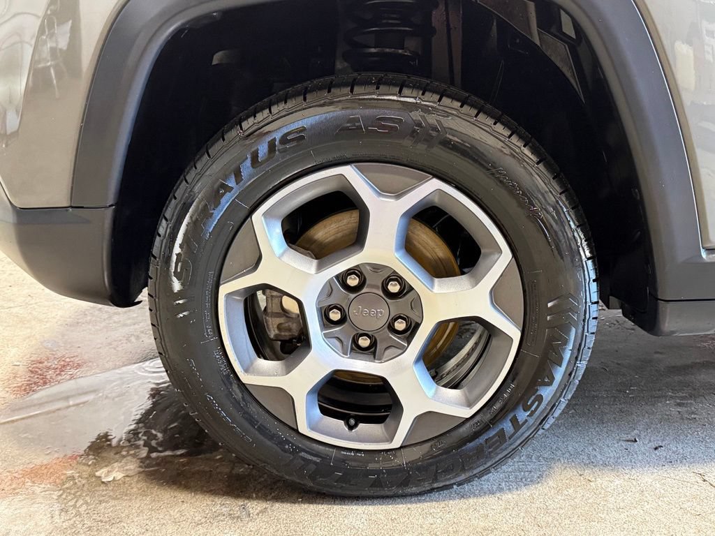 Certified 2022 Jeep Compass Trailhawk AWD/4WD image 33