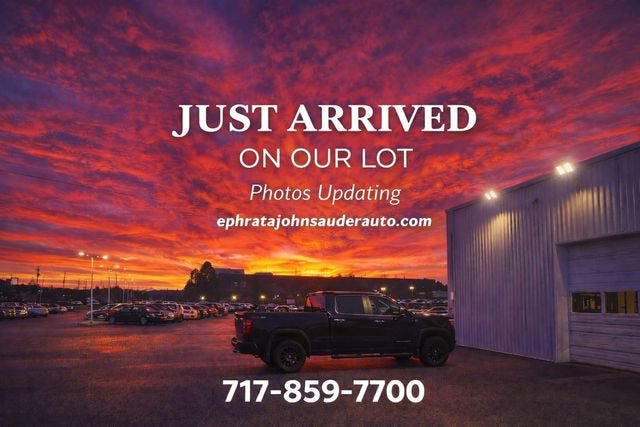 Used 2024 Chevrolet Traverse LS w/ LPO, Floor Liner Package FWD image 9