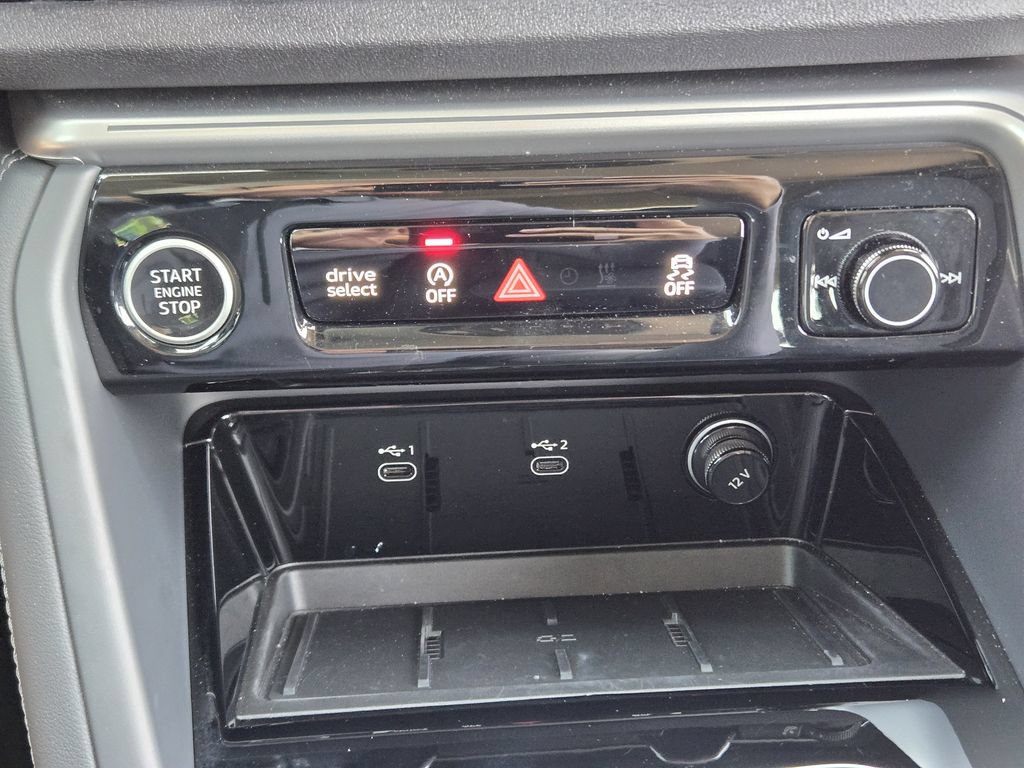 Certified 2025 Audi Q5 Prestige AWD/4WD image 24