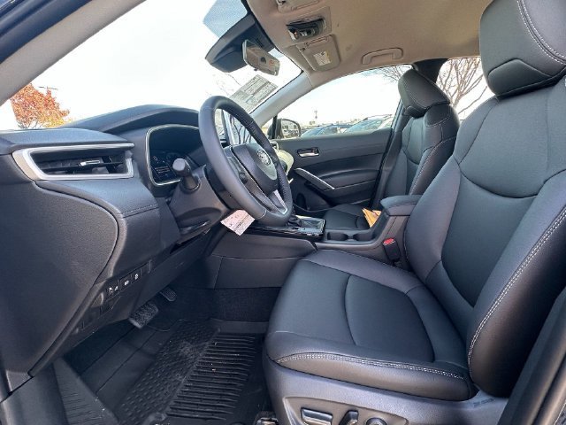 New 2026 Toyota Corolla Cross XLE FWD image 22