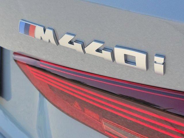 Used 2026 BMW M440i Convertible RWD image 7