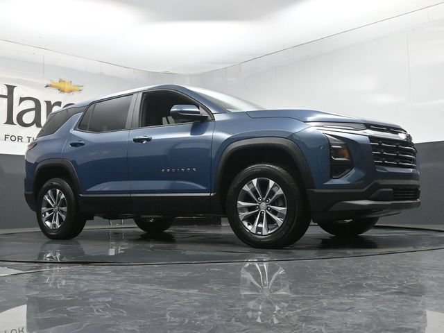 New 2026 Chevrolet Equinox LT w/ Safety and Technology Package FWD image 2