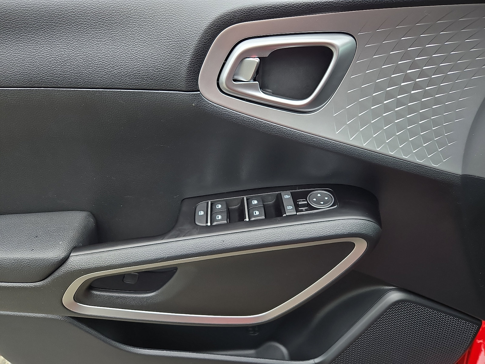 Used 2023 Kia Soul LX w/ LX Technology Package FWD image 12