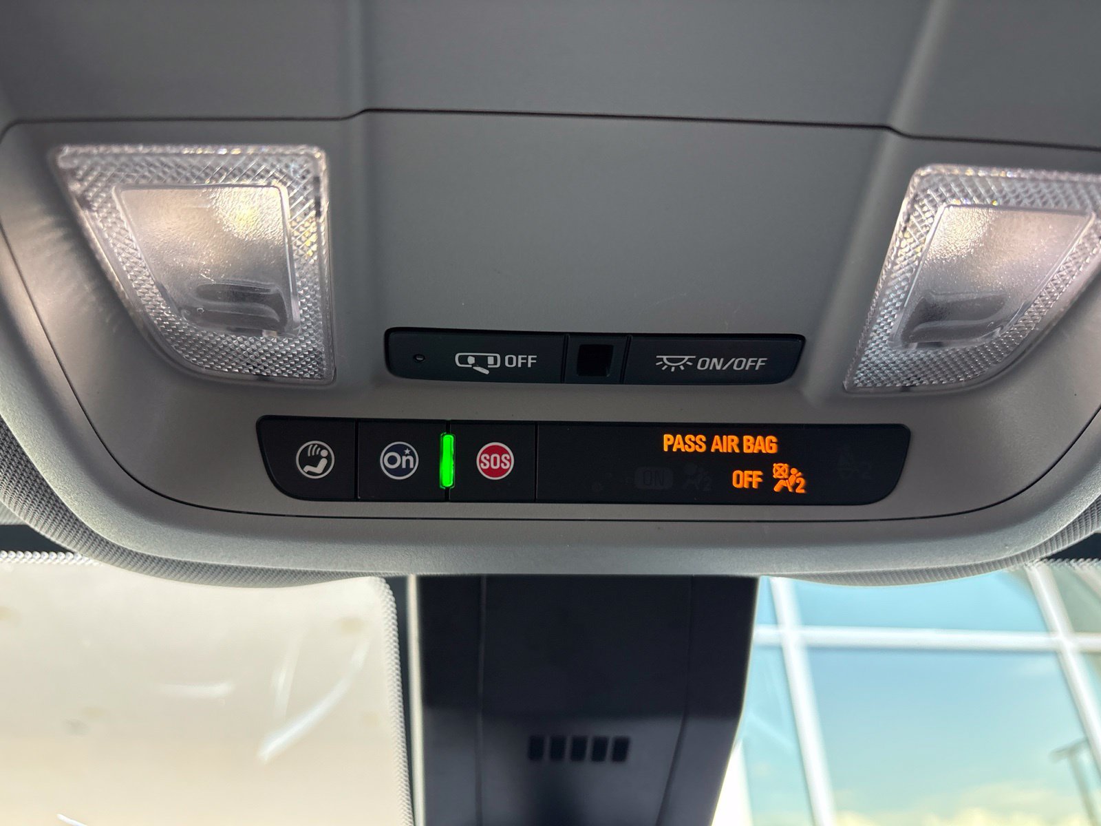 Used 2023 Chevrolet Equinox LT FWD image 20