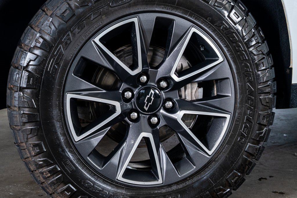 Used 2021 Chevrolet Tahoe Z71 image 10