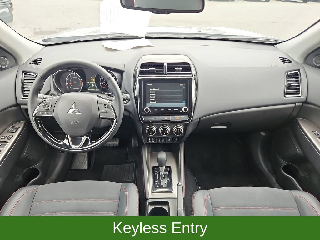 Used 2026 Mitsubishi Outlander Sport SE AWD/4WD image 9