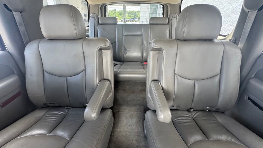 Used 2004 GMC Yukon XL Denali AWD/4WD image 26