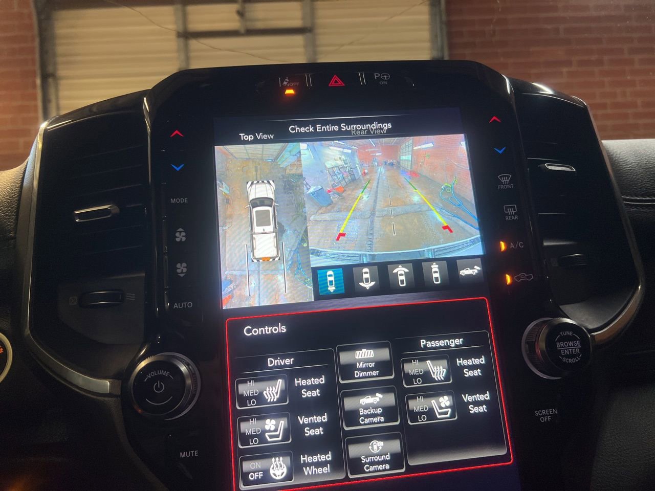 Used 2020 RAM 1500 Laramie AWD/4WD image 27