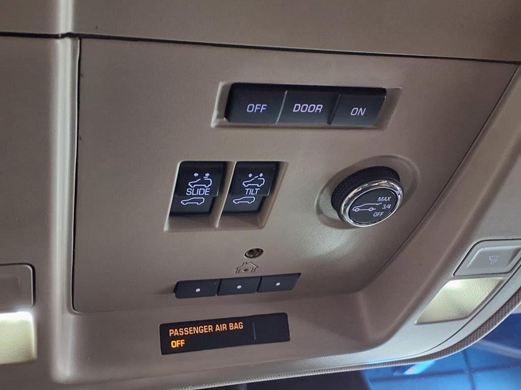 Used 2016 Chevrolet Tahoe LTZ image 28