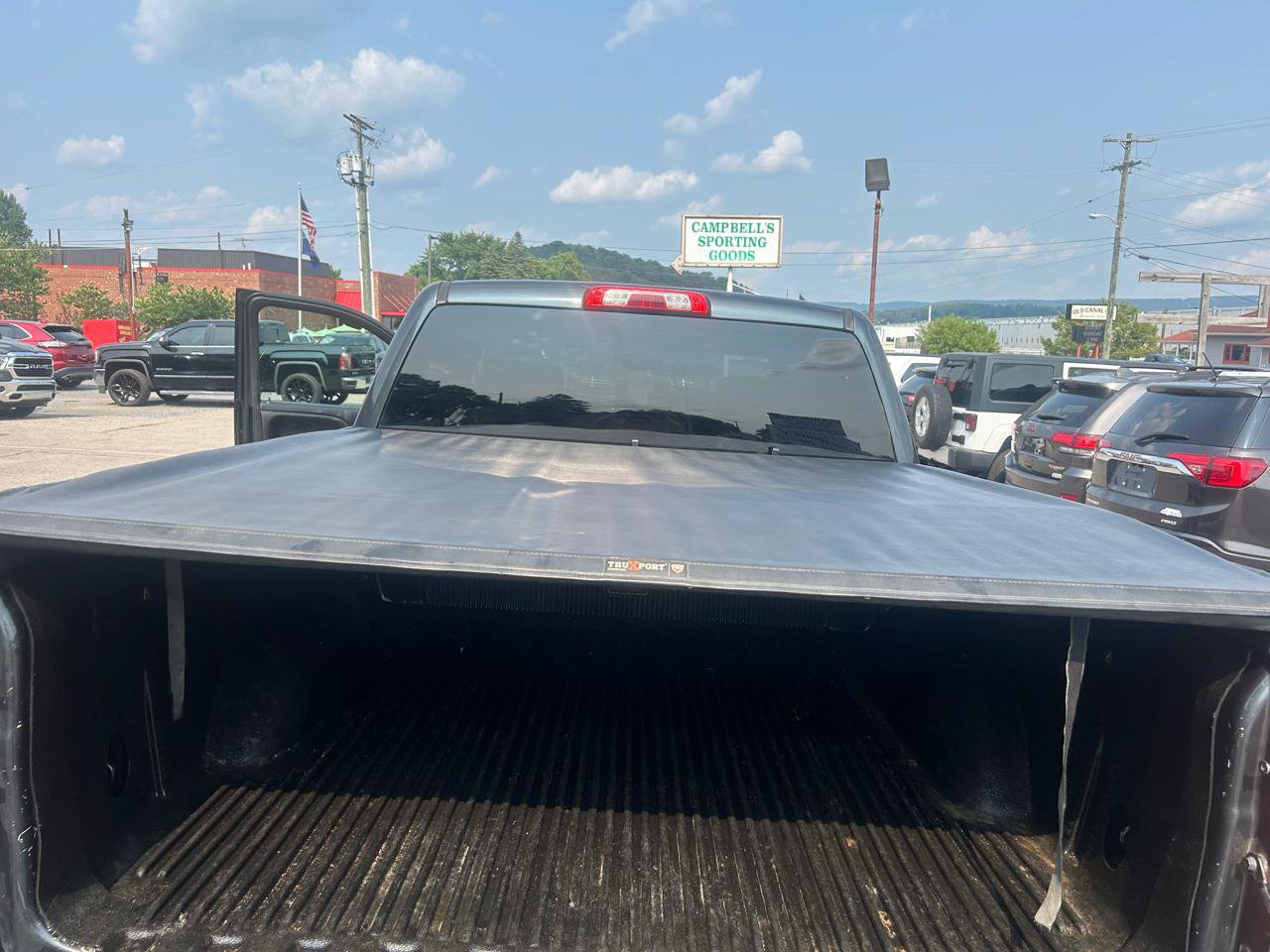 Used 2018 Chevrolet Silverado 1500 LT w/ All Star Edition AWD/4WD image 37