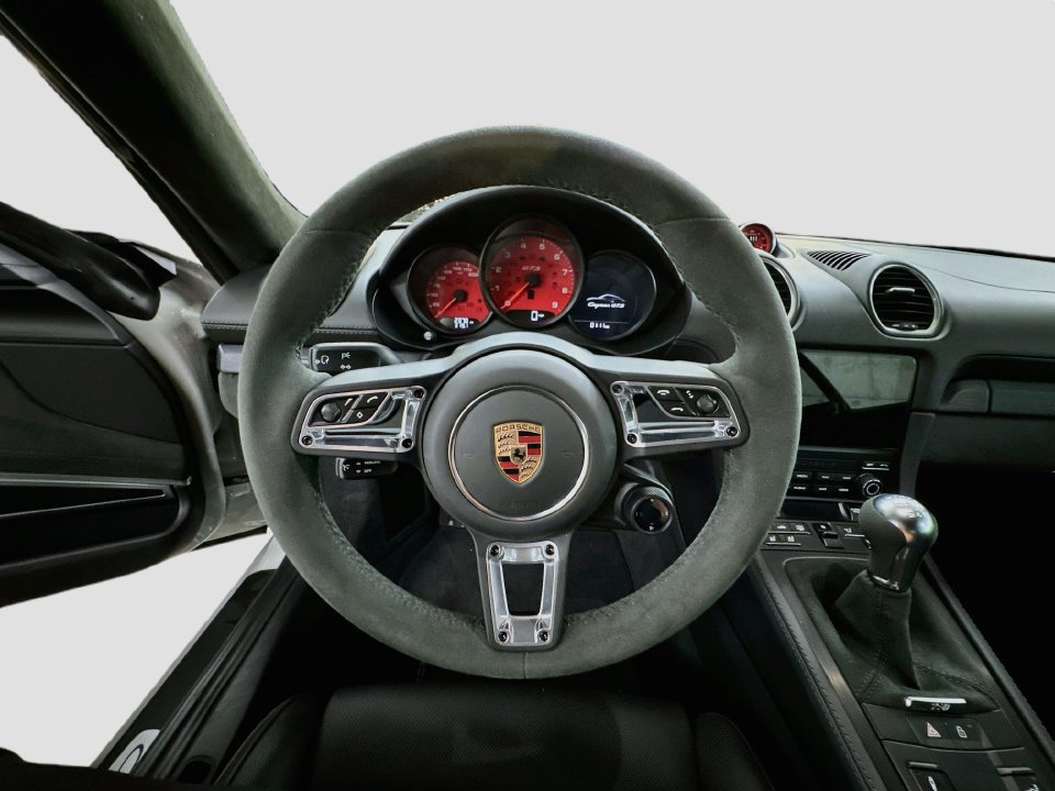 Certified 2025 Porsche 718 Cayman GTS RWD image 12