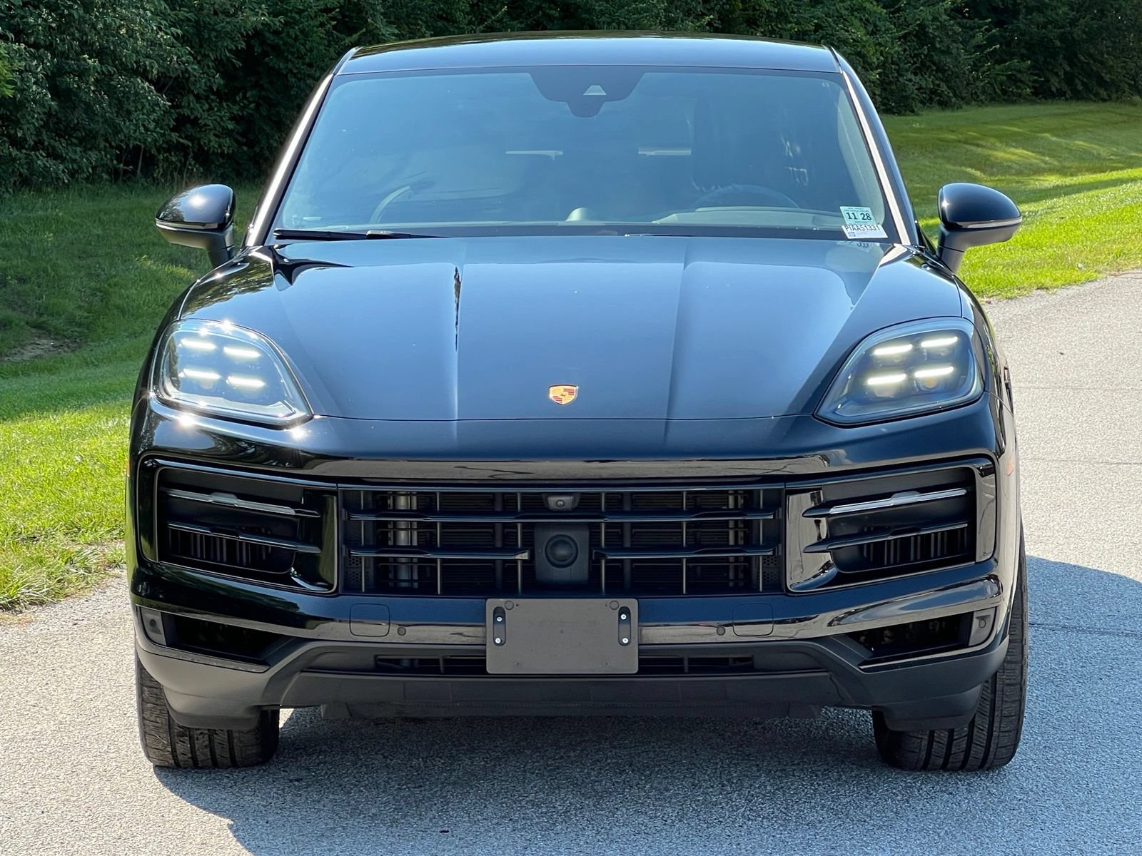 Certified 2024 Porsche Cayenne Coupe AWD/4WD image 7