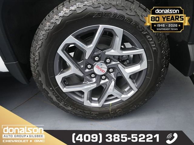 New 2026 GMC Sierra 1500 SLE image 13