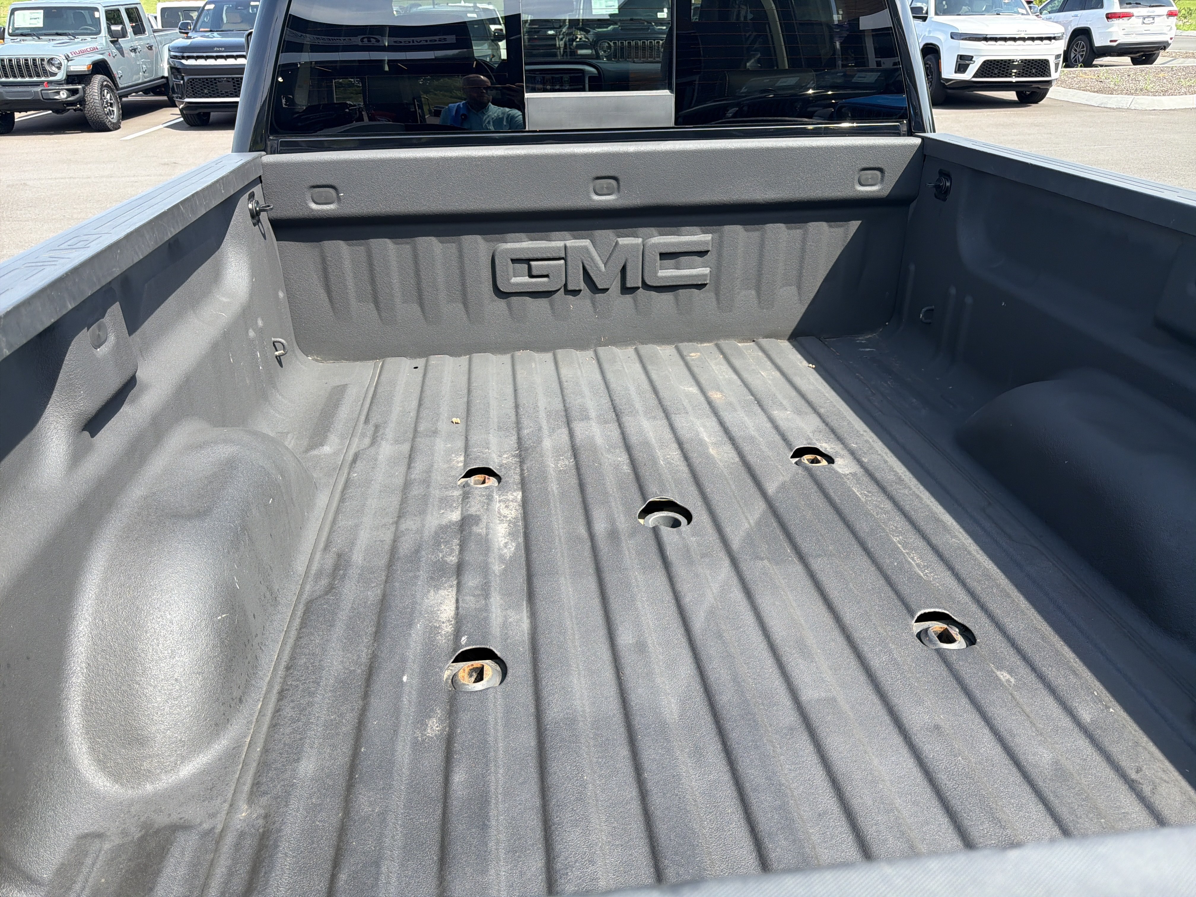 Used 2019 GMC Sierra 2500 SLT AWD/4WD image 22
