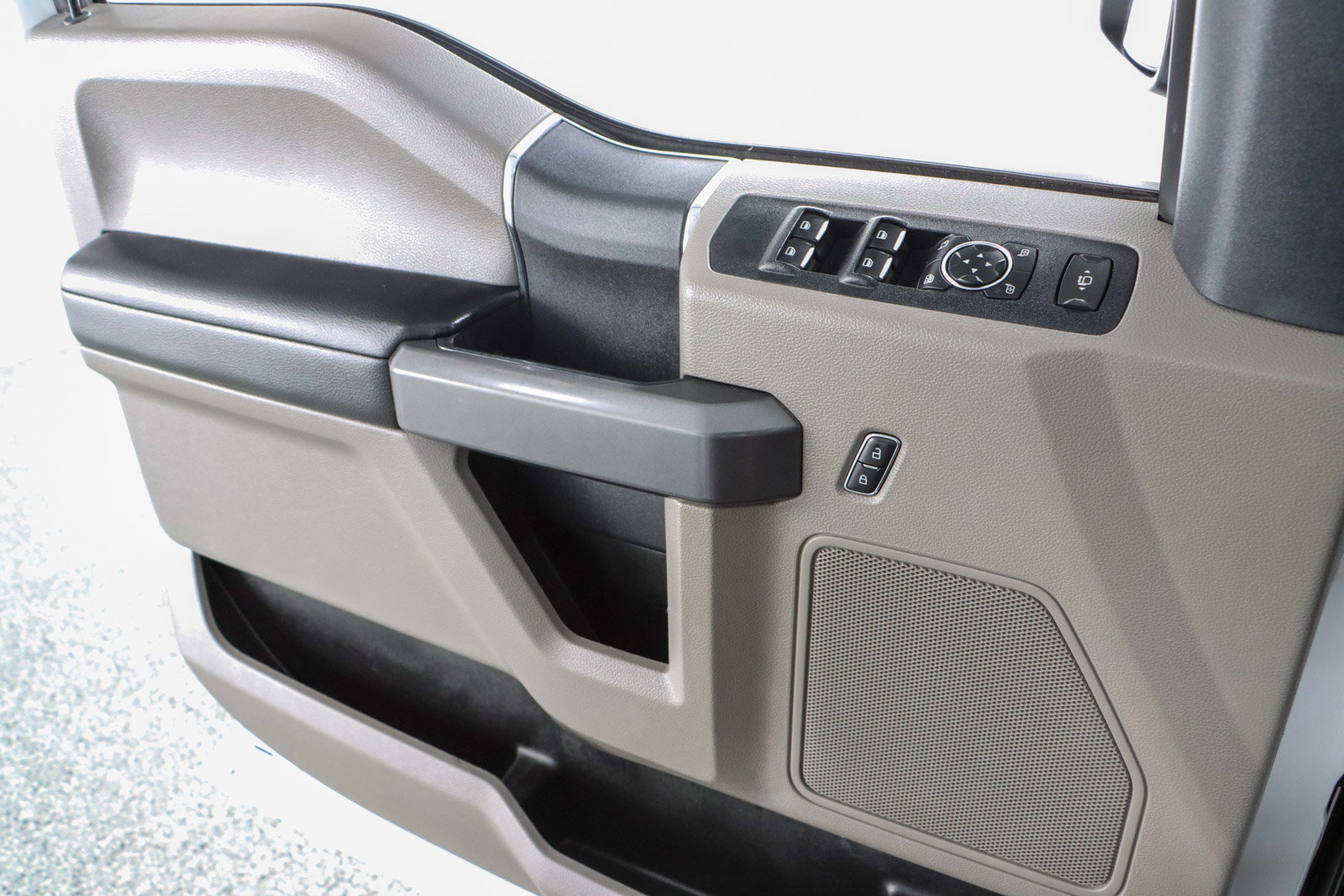 Used 2022 Ford F350 XLT image 24