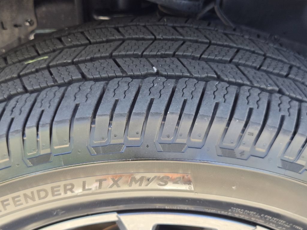 Used 2023 Toyota Tundra Platinum AWD/4WD image 9