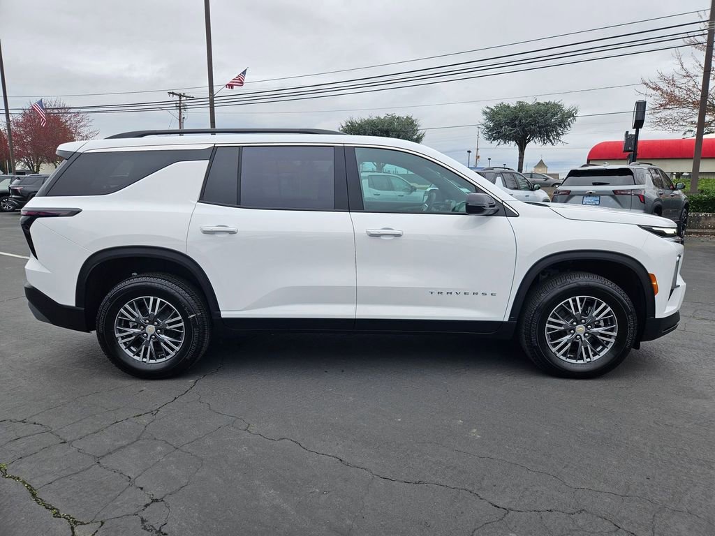 New 2026 Chevrolet Traverse LT image 7