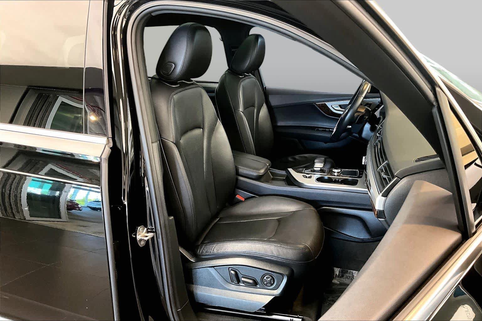 Used 2019 Audi Q7 2.0T Premium Plus w/ Premium Plus Package AWD/4WD image 8
