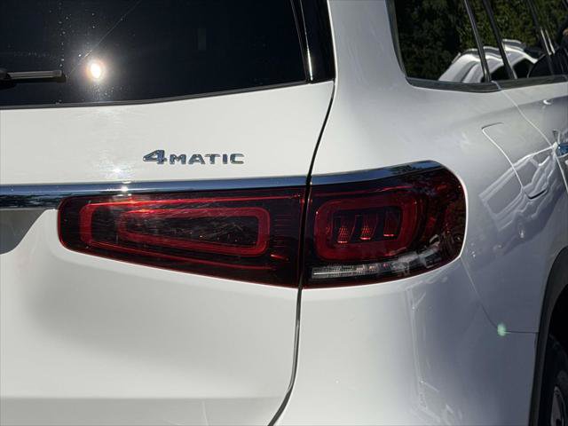 Used 2021 Mercedes-Benz GLS 450 4MATIC image 11